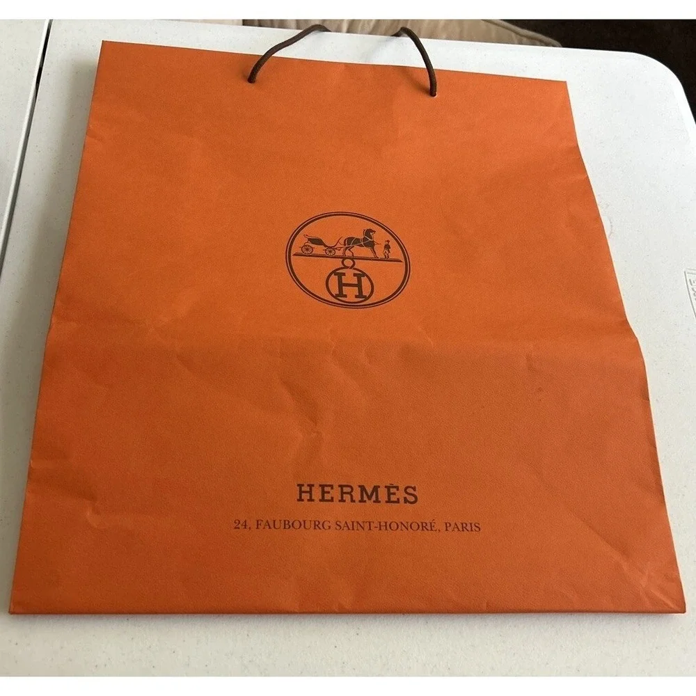 HERMES Extra Large Paper Shopping Bag W16